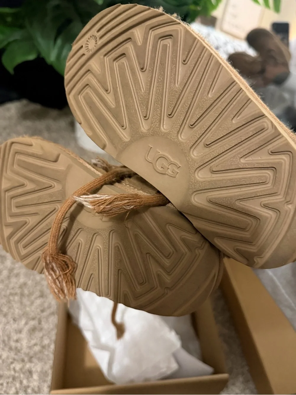 UGG Kids Chestnut Brown Suede Lace-Up Boot
